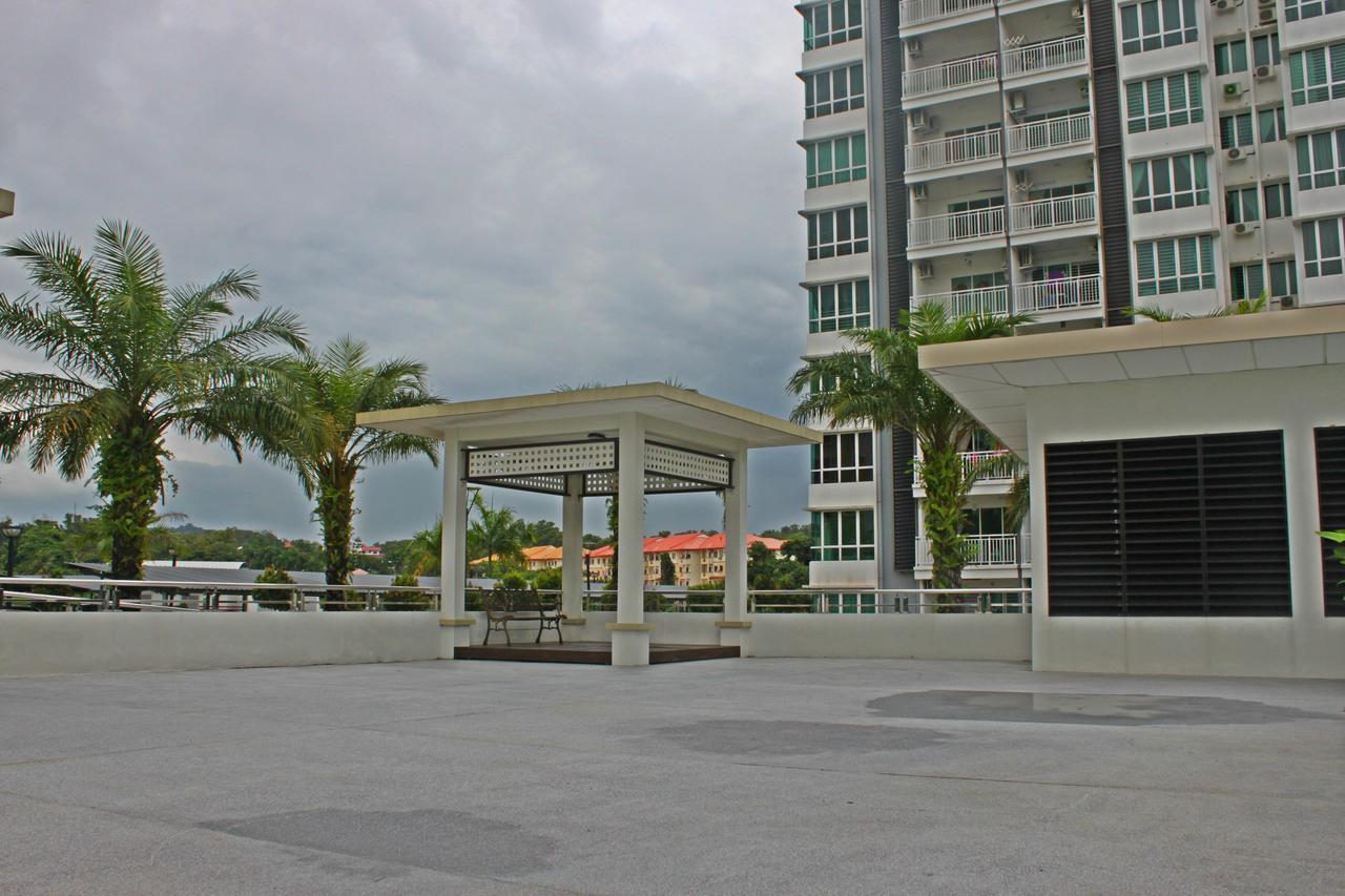 Hello Kitty Signature Suite Sandakan Exterior foto